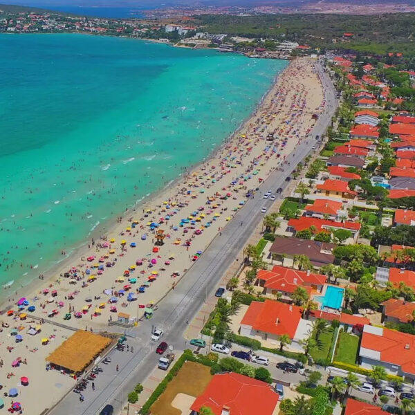 Ilıca Beach